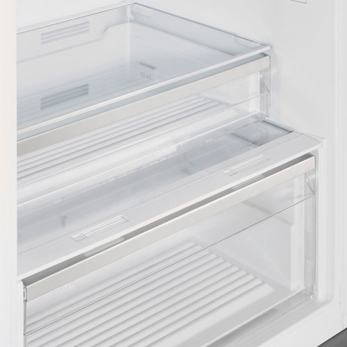 Réfrigérateur à congélateur supérieur 19,2 pi³ 32 po à distributeur de glaçons rétro de Smeg - Crème