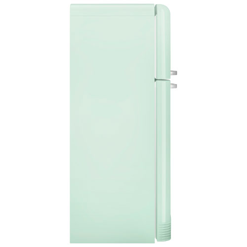 Réfrigérateur à congélateur supérieur 19,2 pi³ 32 po à distributeur de glaçons rétro de Smeg - Vert pastel
