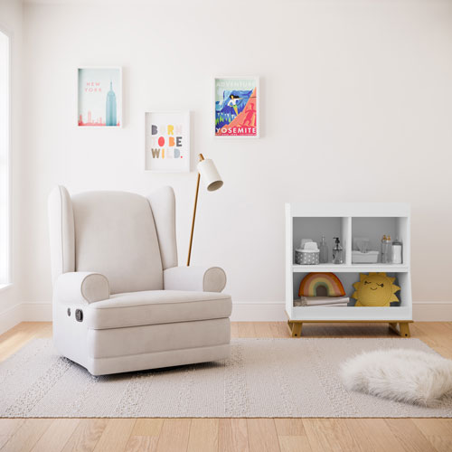 Fauteuil coulissant inclinable recouvert à ailettes Serenity de Storkcraft avec port de chargement USB - Ivoire