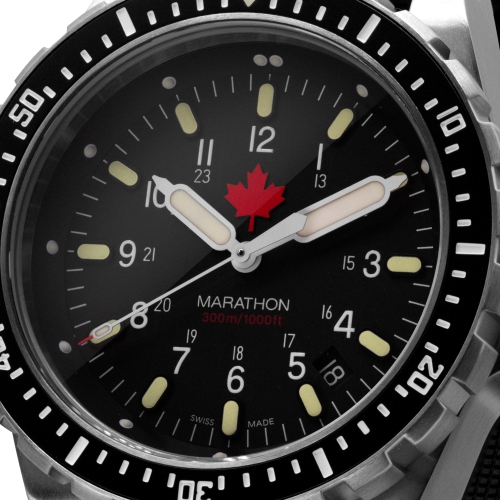 MARATHON- Red Maple Jumbo Diver's Quartz with SS Bracelet with Maple Leaf Clasp 46mm