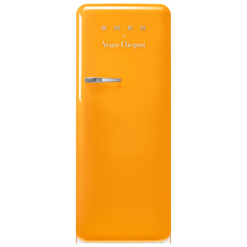 Réfrigérateur à congélateur supérieur de 24 po 9,9 pi³ avec éclairage DEL Veuve Clicquot de Smeg - Orange