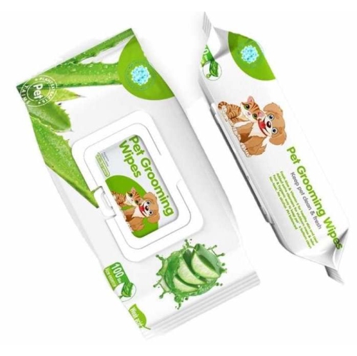 Natural dog outlet wipes