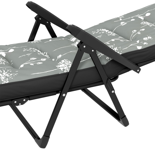 Outsunny Outdoor Lounge Chair with Padded Cushion, Folding Reclining Patio Garden Chair with Recline Back, Footrest, for Poolside, Patio, Grey
