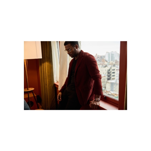 Montre automatique pour hommes Surveyor 39 mm de Bulova avec boîtier et bracelet en acier inoxydable argenté et cadran bourgogne