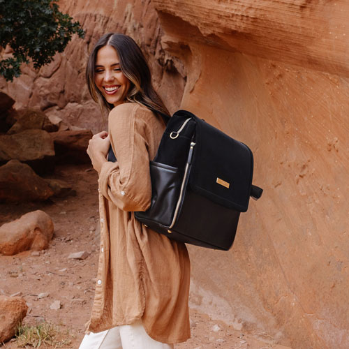 Sac à dos à couches Boxy de Petunia Pickle Bottom - Noir