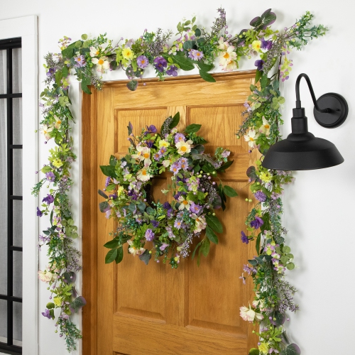 Daisy and Mixed Foliage Floral Spring Garland - 5' - Purple