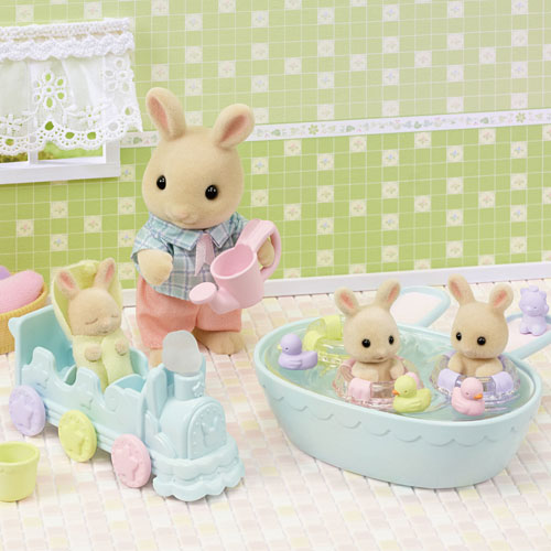 Calico Critters Triplets Baby Bathtime Playset