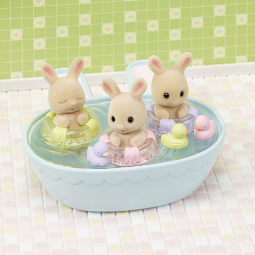 Calico Critters Triplets Baby Bathtime Playset