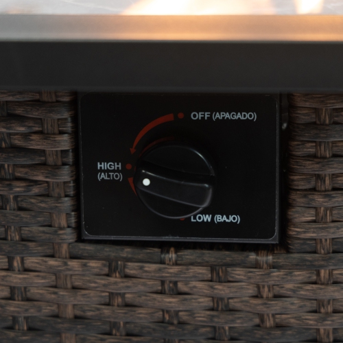 Foyer de table rectangulaire au gaz propane de 52 po 50.000 BTU avec pierres de lave de Deko Living