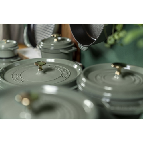 STAUB La Cocotte 3.7 L Cast Iron Round Cocotte, Eucalyptus
