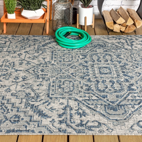 Tapis d'intérieur/d'extérieur à motif de médaillon de Bohemian Estrella, tissage texturé