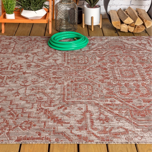 Estrella Bohemian Medallion Textured Weave Indoor/Outdoor Area Rug