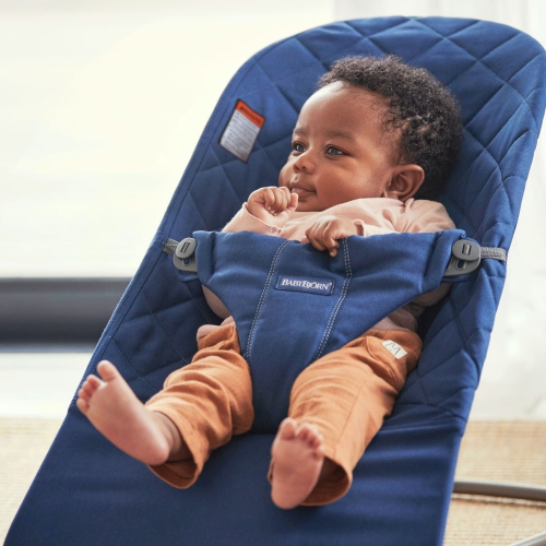 BabyBjorn Bouncer Bliss in Woven Fabric - Classic Quilt, Midnight Blue on Dark Grey Frame