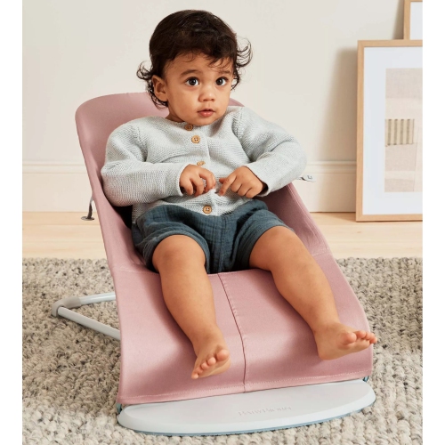 BabyBjorn Bouncer Bliss in Woven Fabric - Petal Quilt, Dusty Pink on Light Gray Frame