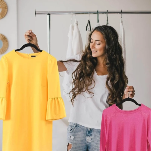 Stop Clothes Slipping: Durable & Non-Slip Velvet Hangers