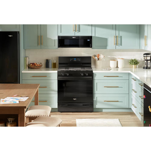 Whirlpool 3 Series 30" 5.3 Cu. Ft. Self-Clean Freestanding Gas Range - Black