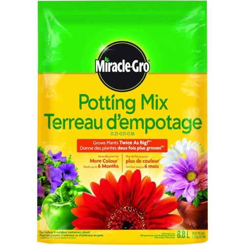 Miracle-Gro Potting Mix 8.8L | Indoor & Outdoor Gardening Soil | Nutrient-Rich Blend