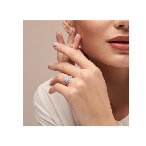 9/10 Carat Aquamarine Halo Ring with Diamonds in 14K White Gold