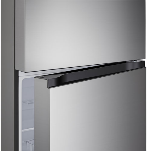 LG 28" 17.5 Cu. Ft. Top Freezer Refrigerator - Stainless Steel