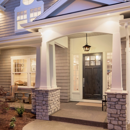 Farmhouse Black Outdoor Pendant Light, Jared 7.5 in. 1-Light Modern Cage Outdoor Ceiling Light with Seeded Glass Shade