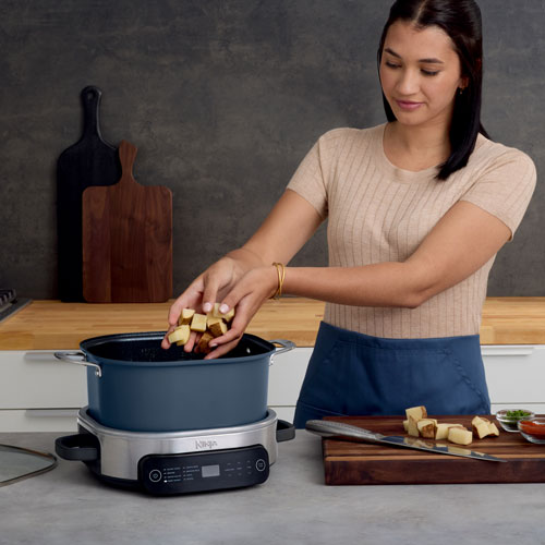 Ninja Foodi Everyday PossibleCooker Pro 8-in-1 Multi Cooker- 6.5Qt