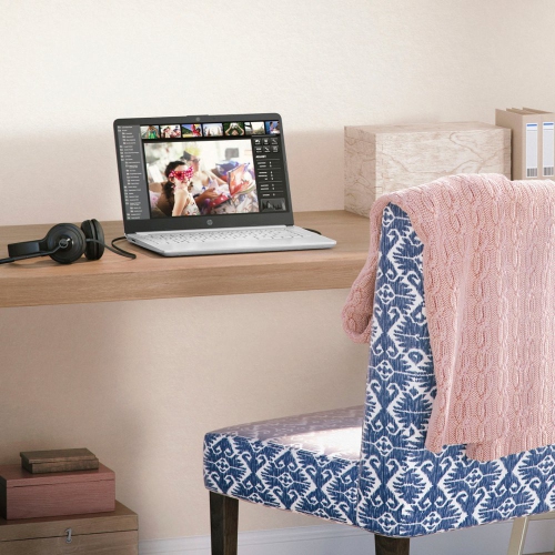 Portable 14 po Stream de HP – Celeron N4120 d'Intel, mémoire vive 16 Go, eMMC 64 Go, blanc, Windows 11, longue autonomie