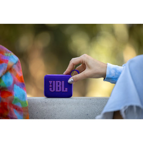 Haut-parleur sans fil Bluetooth étanche Go 4 de JBL - Violet