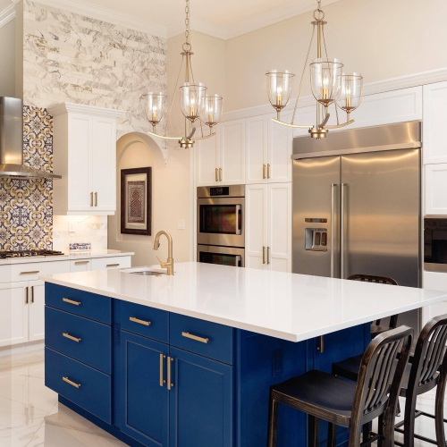 Modern Dining Room Chandelier, 3-Light Modern Brass Gold Candlestick Chandelier Light with Clear Glass Shades