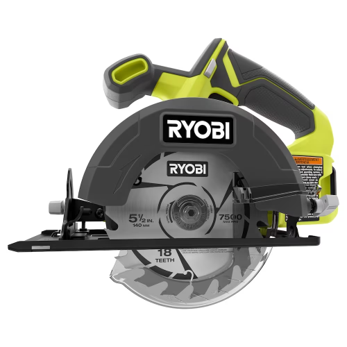Scie circulaire sans fil au lithium-ion 18 V ONE+ de RYOBI pour scie circulaire de 5 1⁄2 po