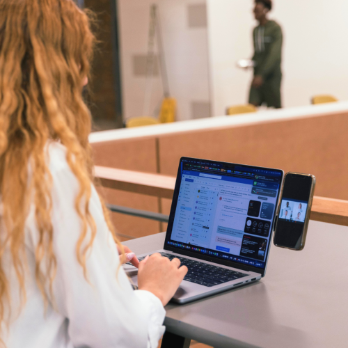 Support de téléphone SideEye de TechLok | double écran avec support magnétique pour téléphone intelligent | compatible avec tout type de portable et