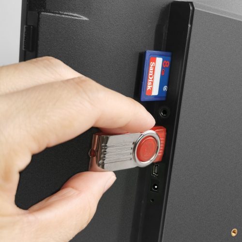 Cadre photo numérique de 14 po de Sungale - écran ACL de 1366 x 768 pixels USB/SD/stockage 4 Go - avec design élégant - multimédia -