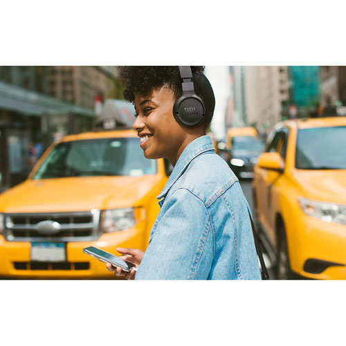 Casque d'écoute Bluetooth à suppression du bruit Tune 670NC de JBL - Noir