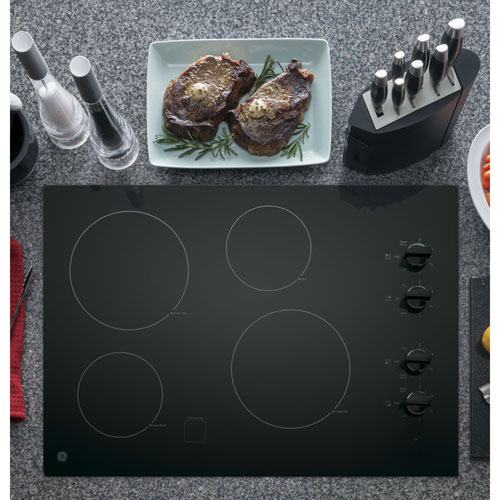 Surface de cuisson électrique de 30 po à 4 éléments de GE - Noir