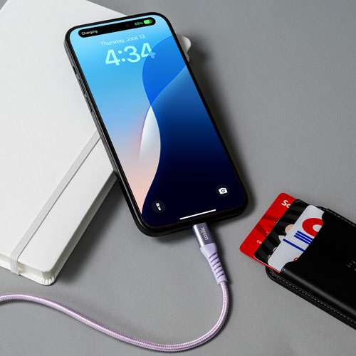 Câble tissé USB à USB-C de 1,2 m Vibrance de LOGiiX (LGX-13760) - Lavande