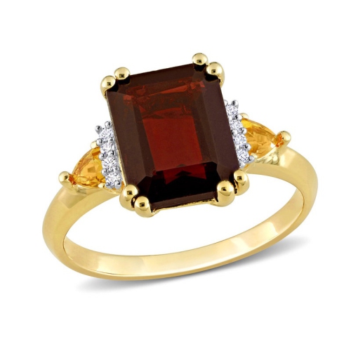 GEM AND HARMONY  3.91 Carat (Ctw) Garnet And Citrine Ring In Plated Sterling Silver In Yellow