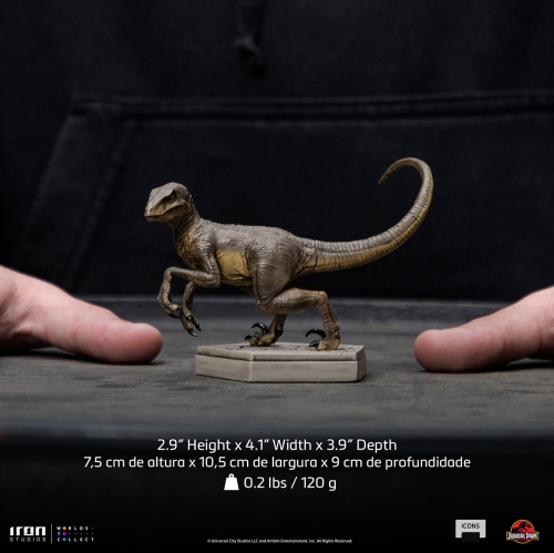 Jurassic World Icons statuette Velociraptor C 7 cm