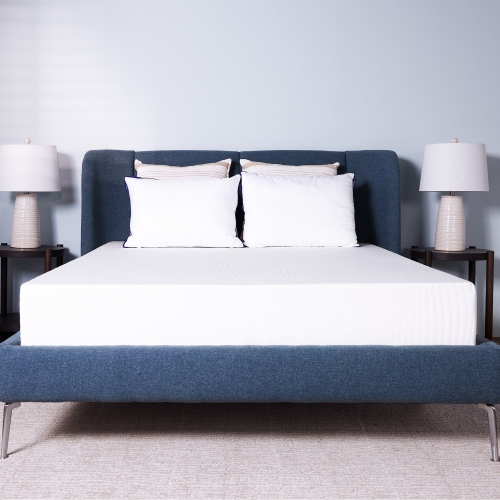 Matelas en mousse à mémoire de 9 po Sierra de Polysleep – matelas mi-ferme dans une boîte, fabriqué au Canada avec mousse antimicrobienne – lit