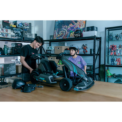 Kart électrique Gokart Pro2 de Segway (autonomie maximale 25 km, maximum 43 km/h) - Gris foncé - Exclusivité de Best Buy