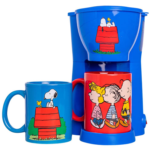 Uncanny Brands Peanuts Single Serve Coffee Maker with 2 Mugs - Blue