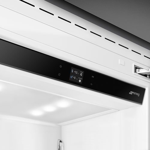 Réfrigérateur à congélateur inférieur encastrable 19 pi³ 36 po avec distributeur de glaçons de Smeg - Prêt pour panneau