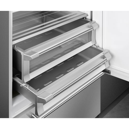 Réfrigérateur à congélateur inférieur encastrable 19 pi³ 36 po avec distributeur de glaçons de Smeg - Prêt pour panneau