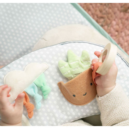 Tapis d'activité 4-en-1 Cozy Prop Sit Up & Prop d'Ingenuity - Nate