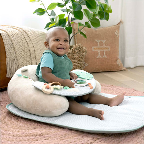 Tapis d'activité 4-en-1 Cozy Prop Sit Up & Prop d'Ingenuity - Nate