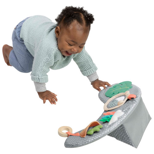 Tapis d'activité 4-en-1 Cozy Prop Sit Up & Prop d'Ingenuity - Nate