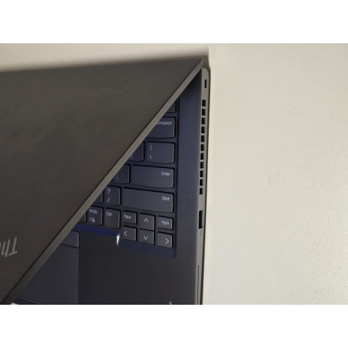 Lenovo ThinkPad T14s Gen 2 14" Laptop - Intel Core i7-1165G7 - 16GB RAM - 512GB SSD - Windows 11 Pro - Strom Gray by LENOVO - Refurbished condition - Image 6