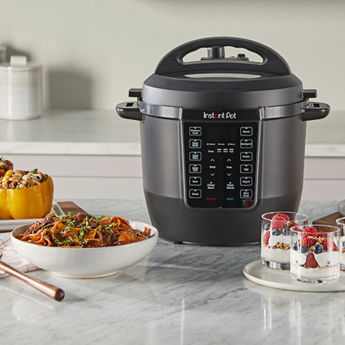 Instant Pot RIO 7-in-1 Pressure Cooker - 6QT