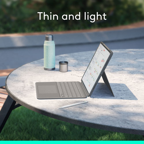 Étui-clavier Combo Touch de Logitech avec pavé pour iPad Air 13 po, iPad Air (5e gén.) - Gris Oxford - Anglais