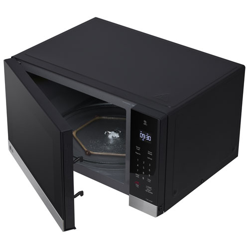 Micro-ondes de 1,5 pi³ avec Smart Inverter de LG - Acier inoxydable