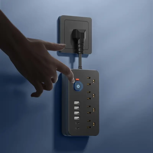 Barre d'alimentation multiprise 10-en-1 avec parasurtenseur, 4 prises c.a., 4 ports USB, 2 ports de type C, portative pour le bureau, maison, voyage,