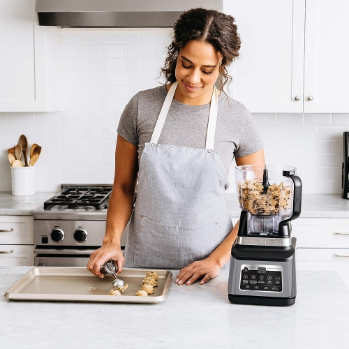 Ninja BN801C, Professional Plus Kitchen System With Auto-iQ, 72oz Pitcher, Black/Silver, 1400W